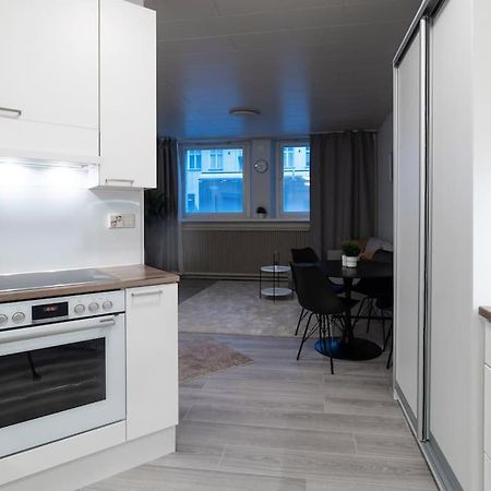 Cozy Roomy Studio Flat Next To Tram Stop @ Kallio هلسنكي المظهر الخارجي الصورة